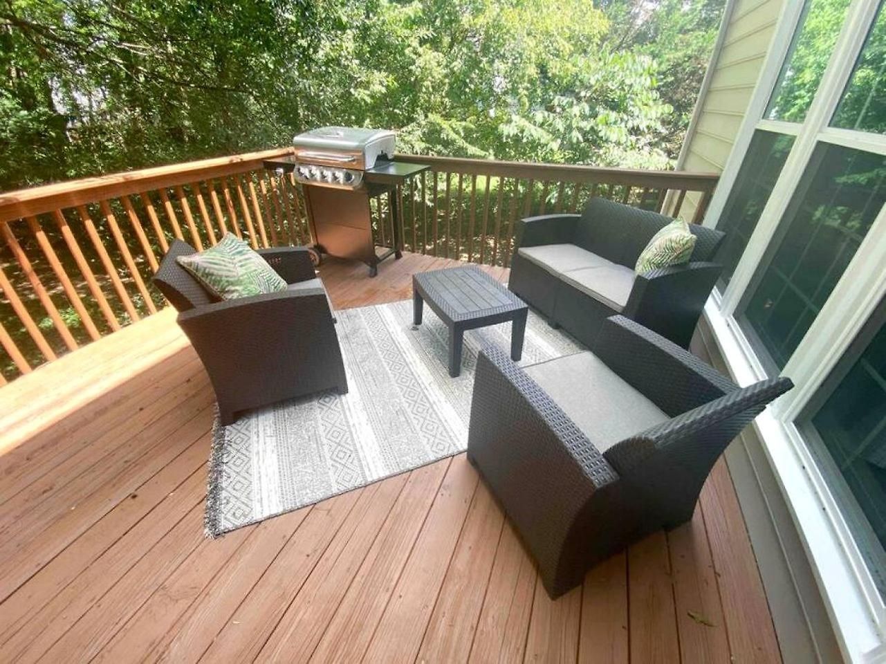 Disconnect At With Great Surroundings In Charlotte, North Carolina Holiday home Charlotte