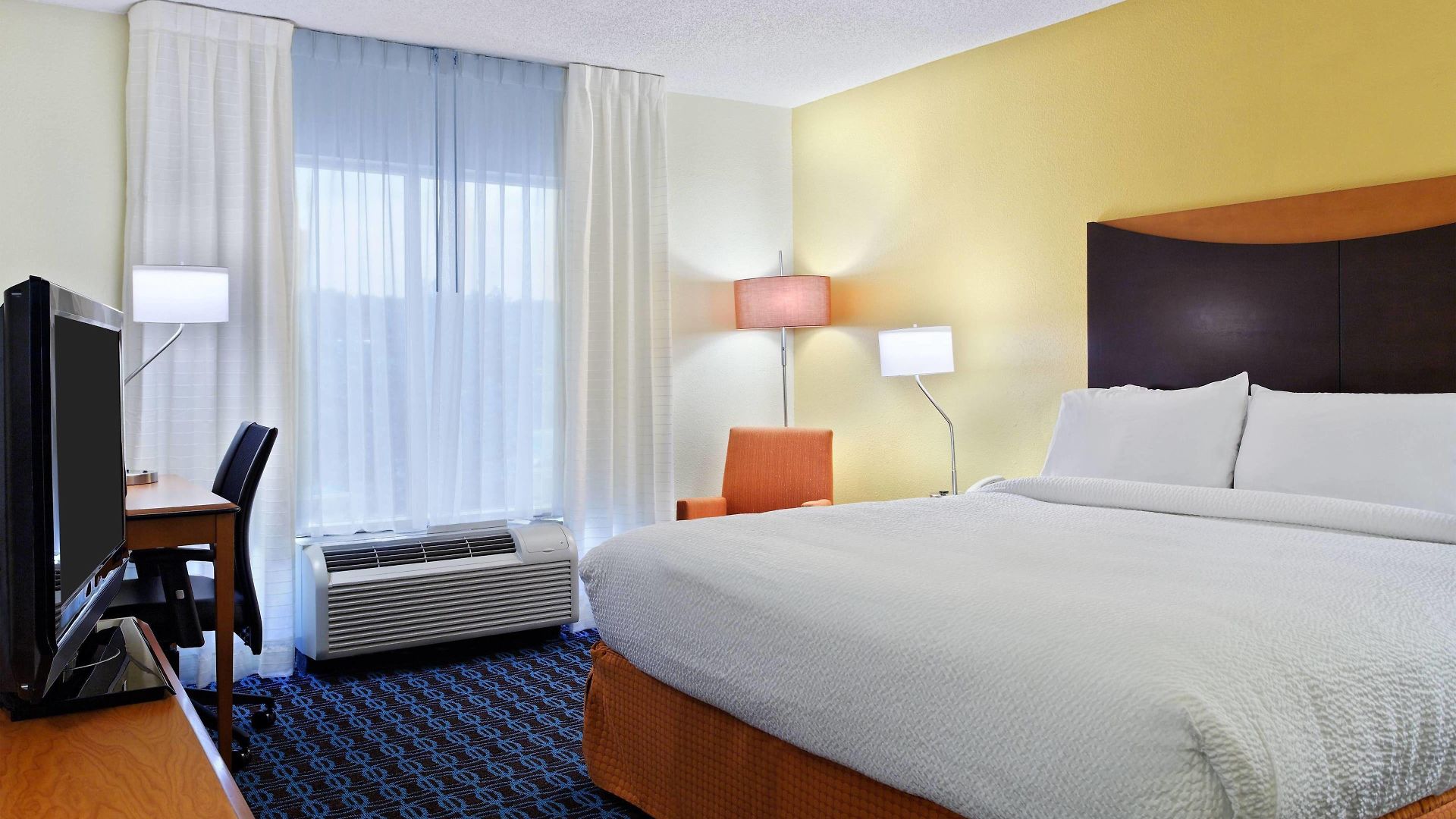 Hotel Fairfield & Arrowood Charlotte