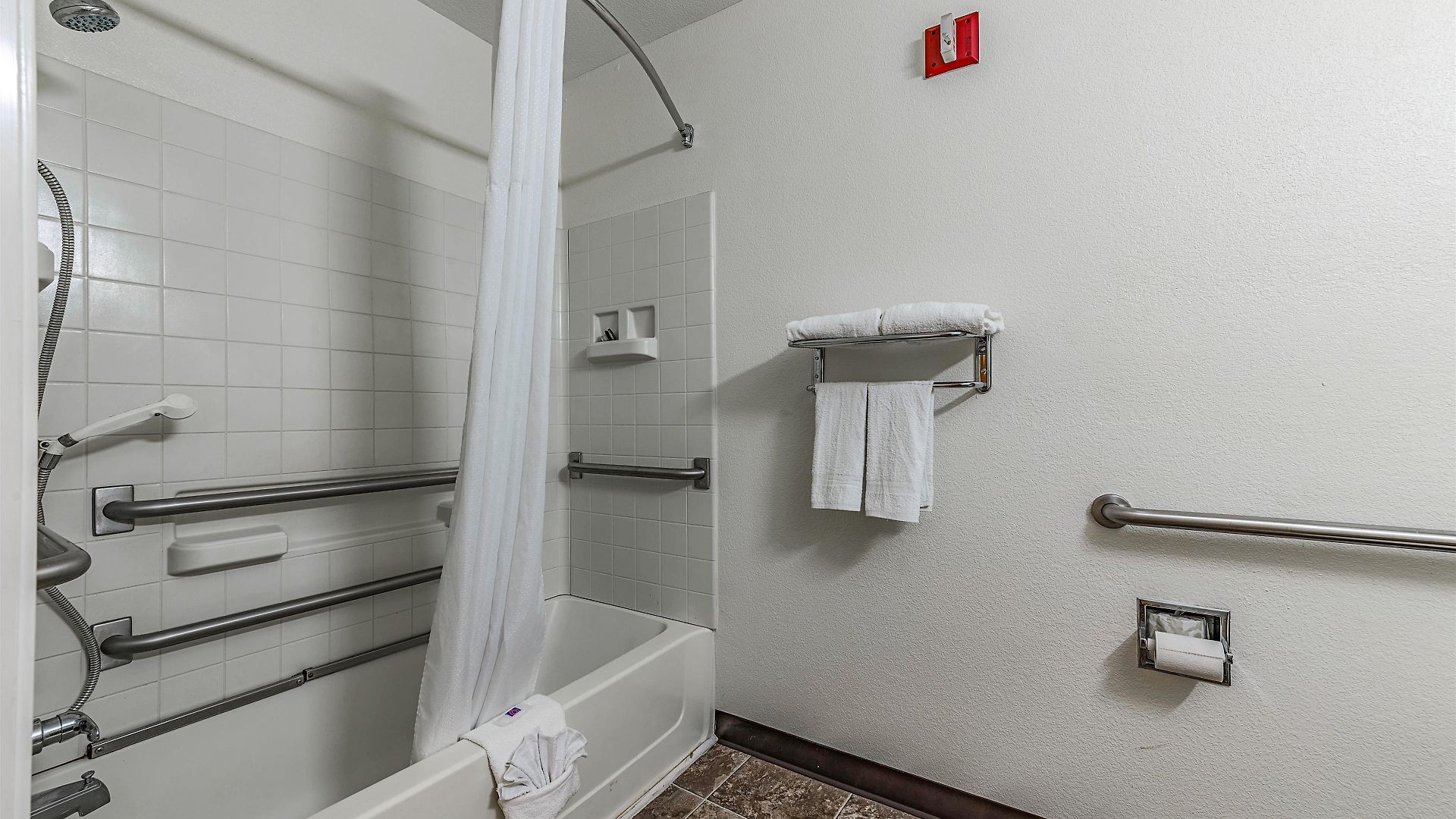 Hotel 6-charlotte, Nc - 4*