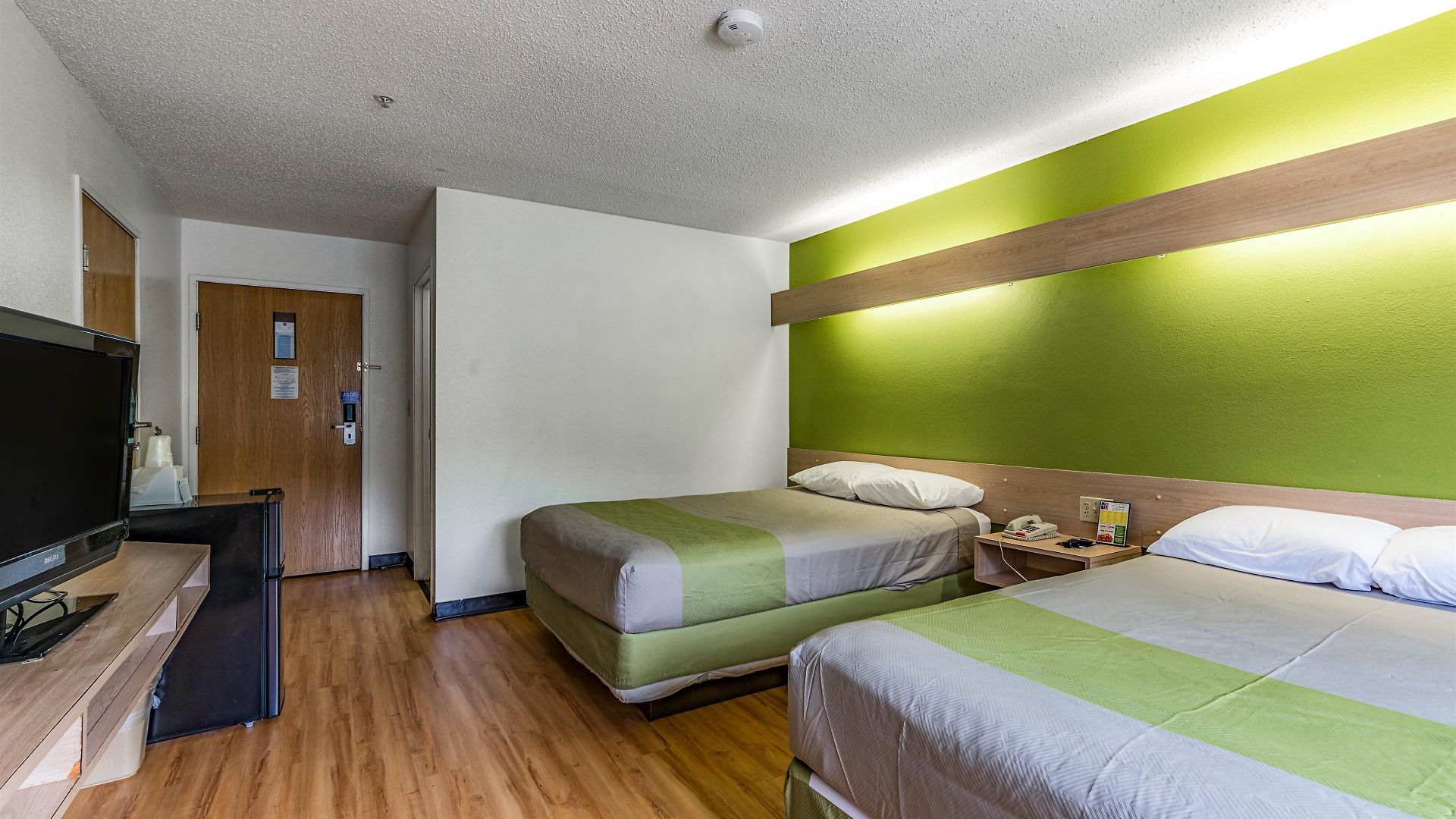 6-charlotte, Nc - 4* Charlotte