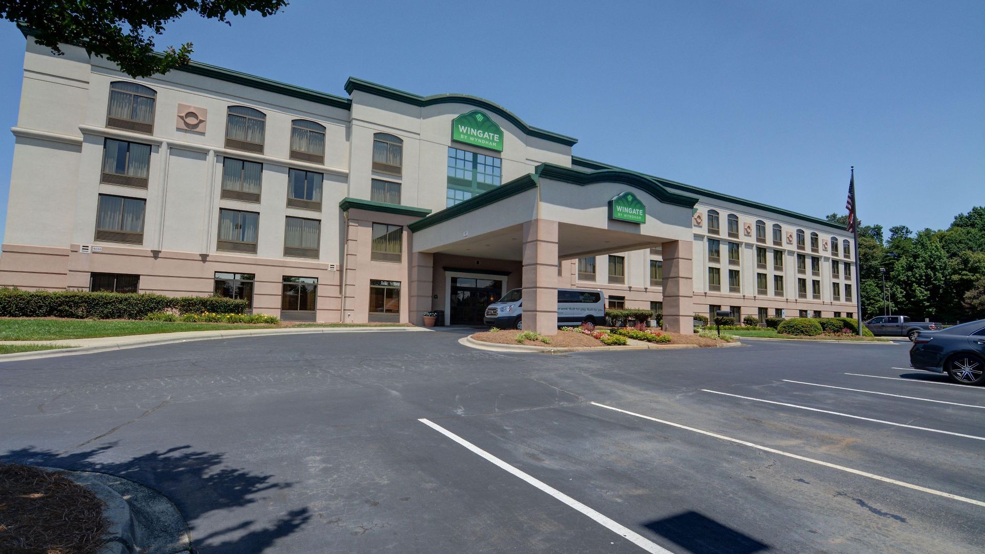 Spark By Hilton Tyvola I-77 3* Charlotte