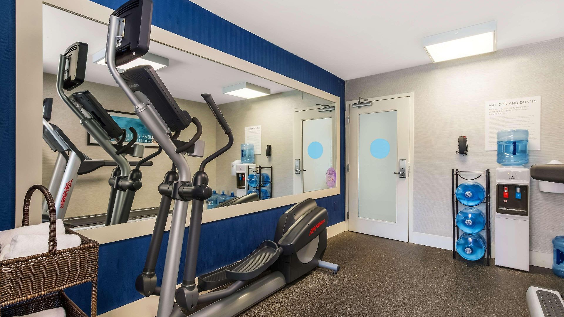 Sonesta Es Arrowood Hotel Charlotte
