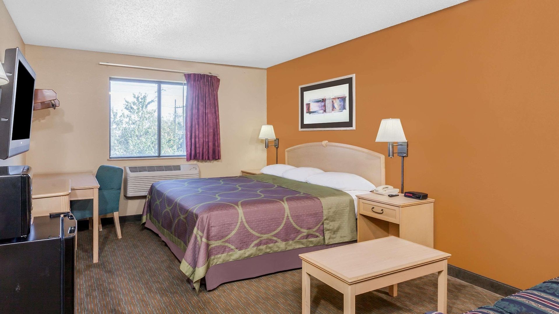 Super 8 By Wyndham Charlotte/amusement Park Area Charlotte