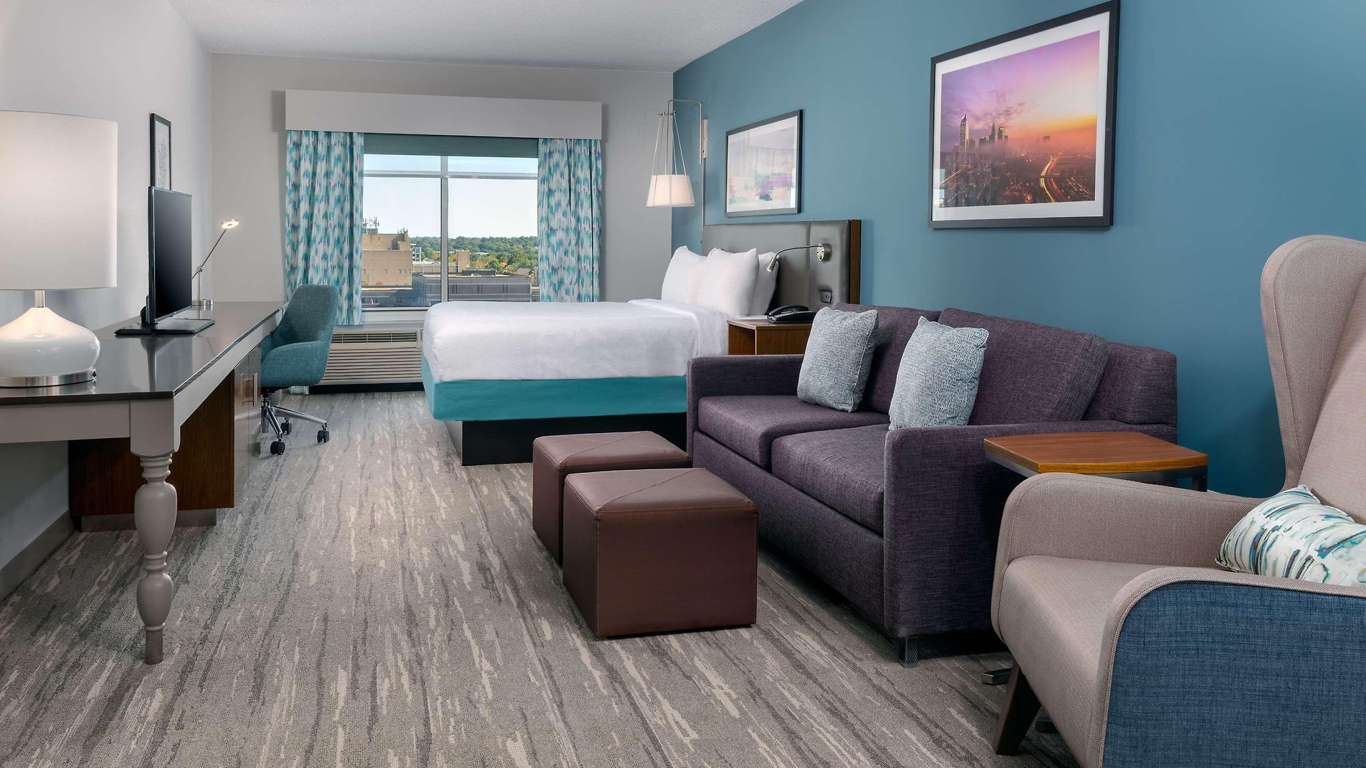 Hilton Garden Uptown Hotel 3*