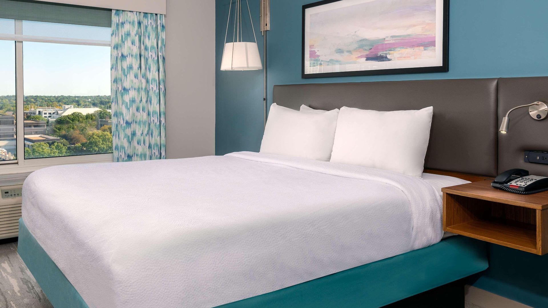 Hilton Garden Uptown Hotel