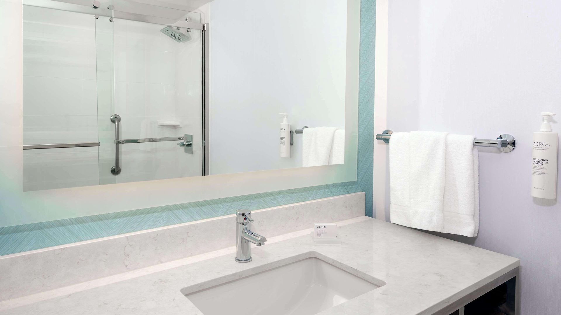 Hilton Garden Uptown Hotel 3*