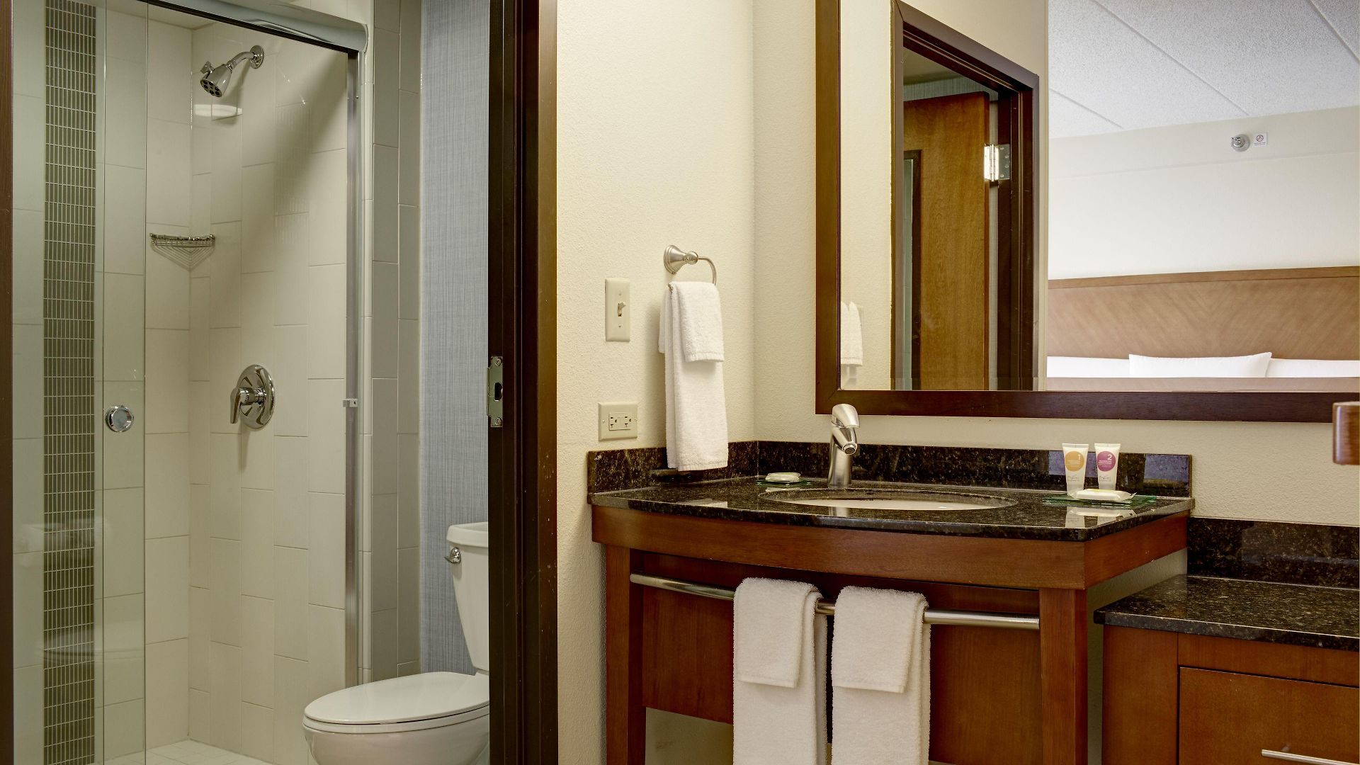 Hyatt Place Airport/lake Pointe Hotel Charlotte