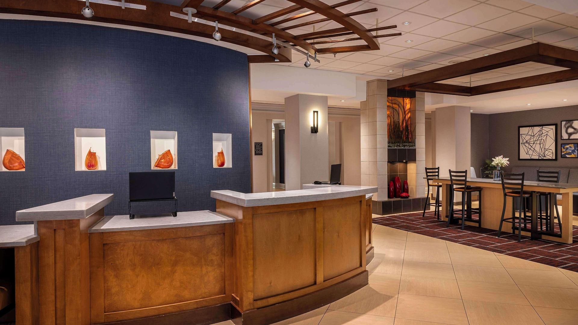 Hotel Hyatt Place Airport/lake Pointe