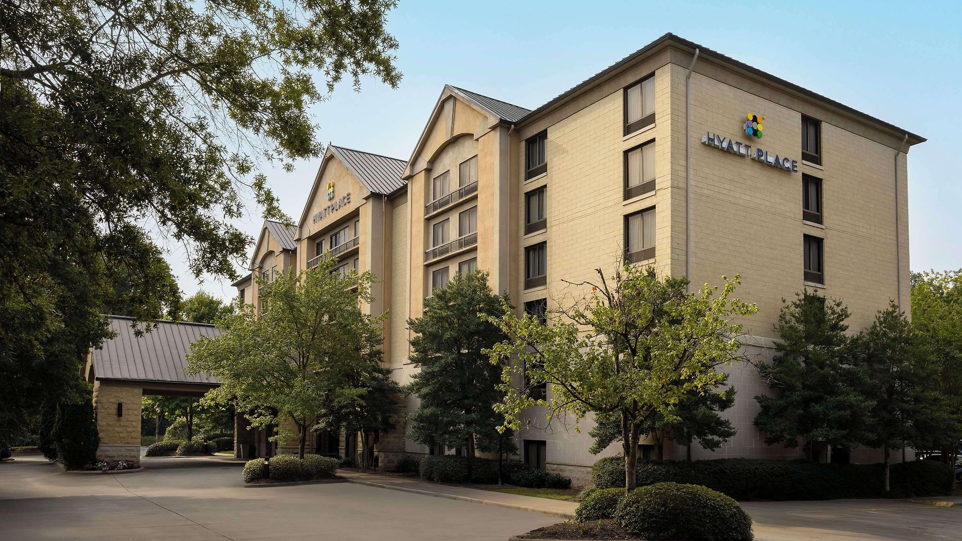 Hyatt Place Airport/lake Pointe Hotel 3*