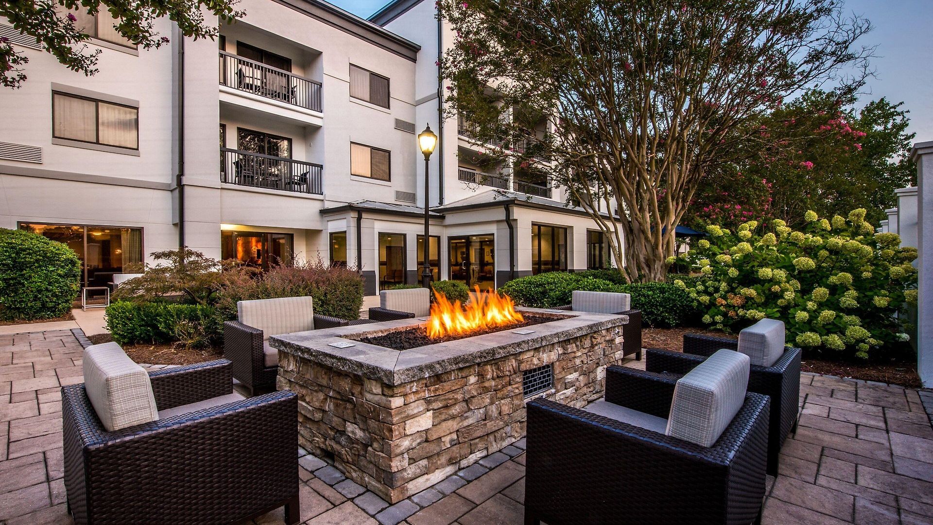 Hotel Courtyard By Marriott Ballantyne 3*