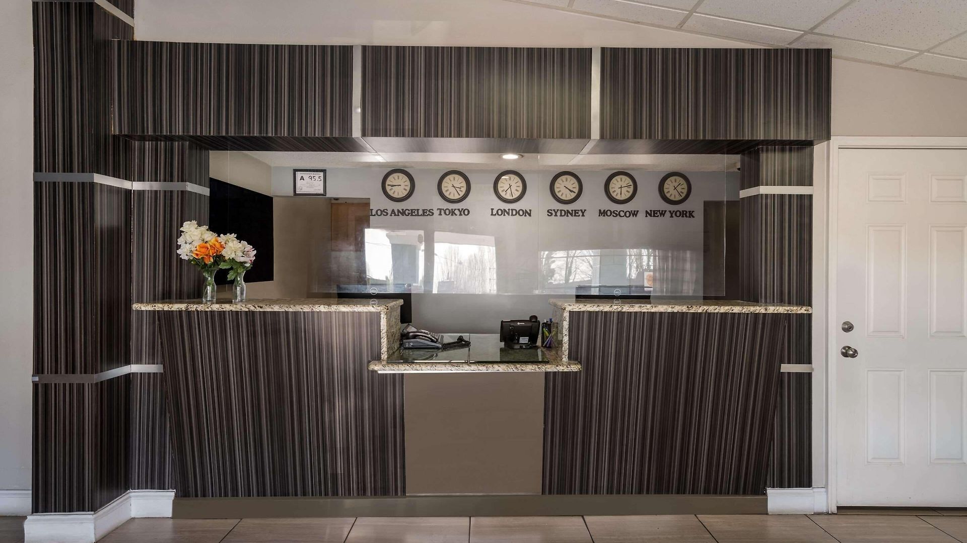 Inn Rodeway Airport Area 4*