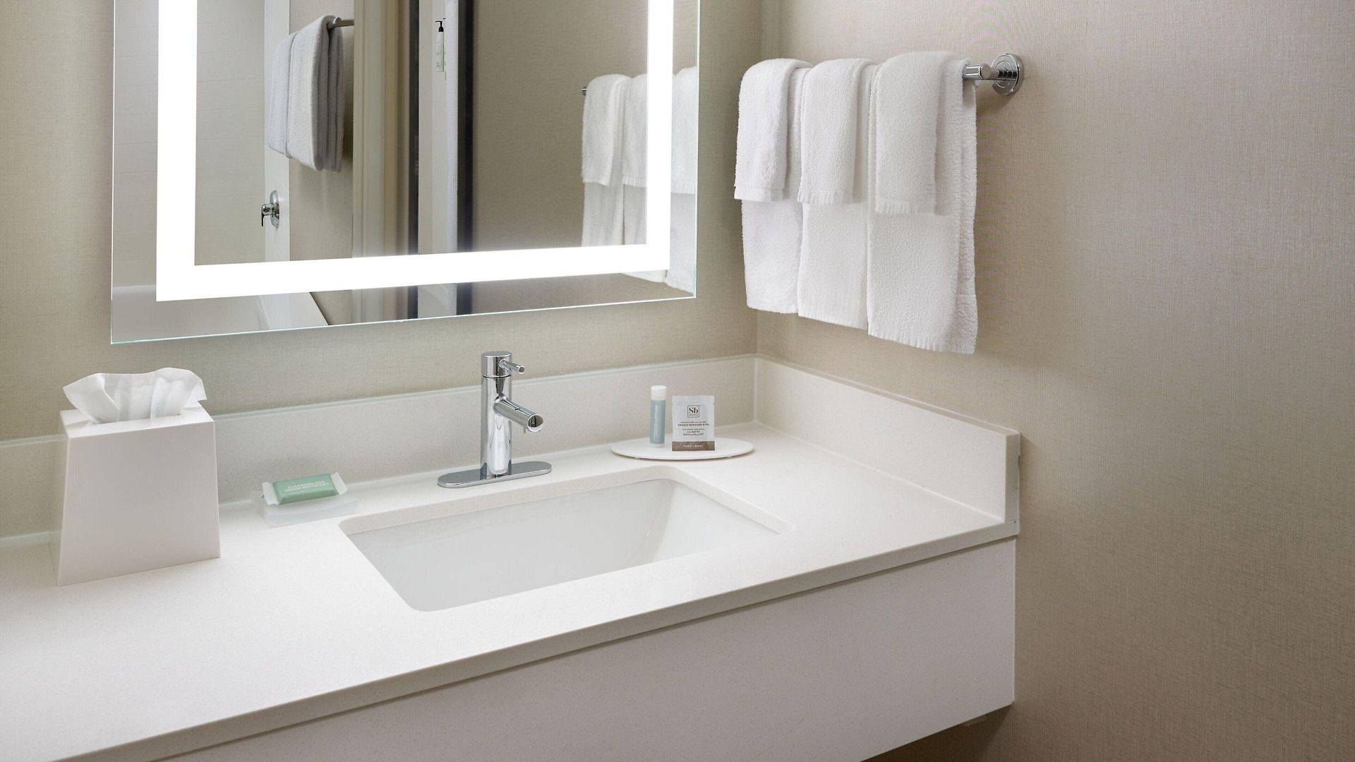 Springhill Research Park Hotel 2*