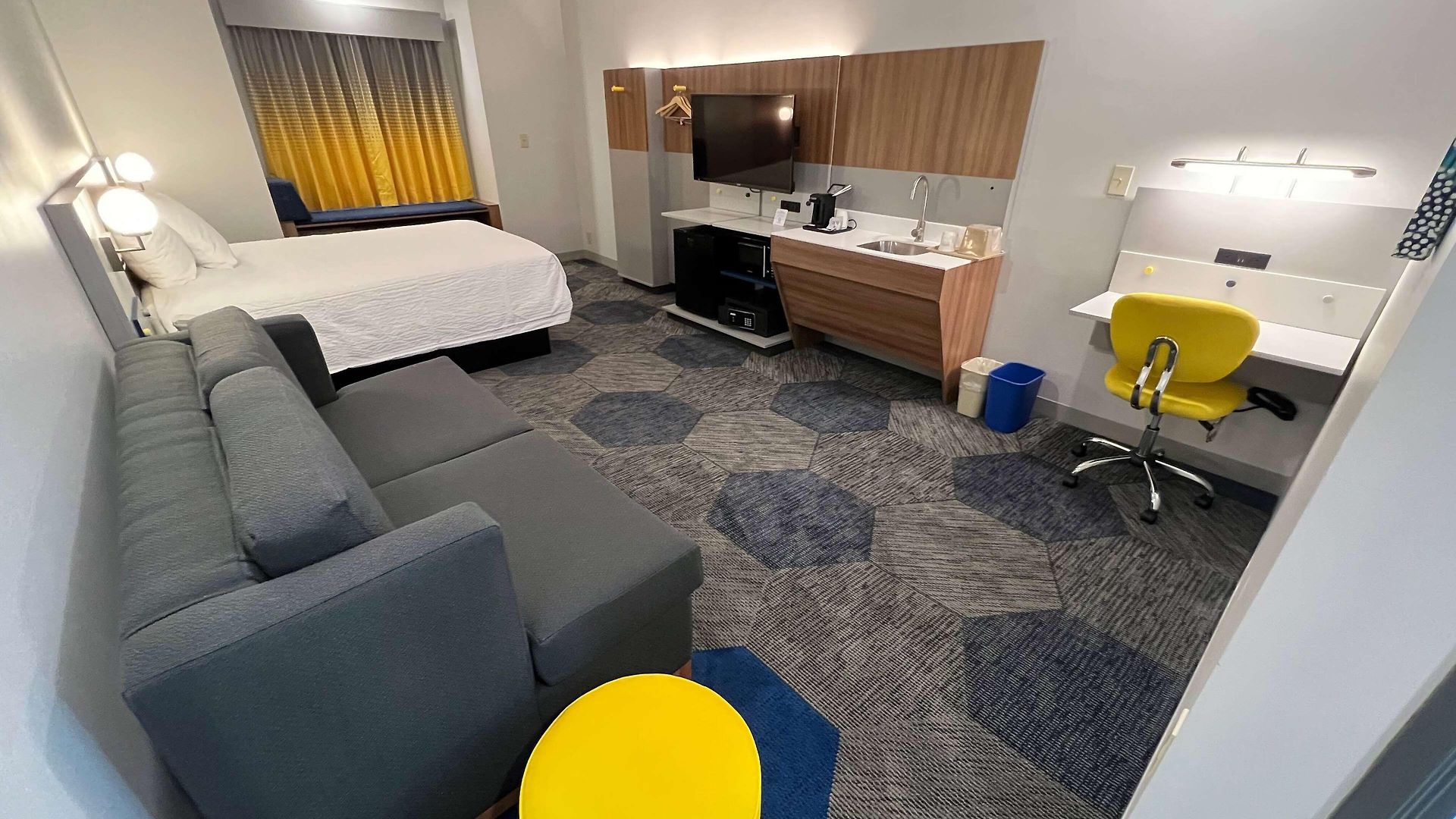 Hotel Microtel & By Wyndham Charlotte/northlake 2*