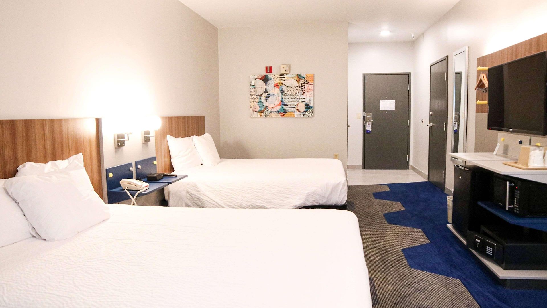Microtel & By Wyndham Charlotte/northlake Charlotte