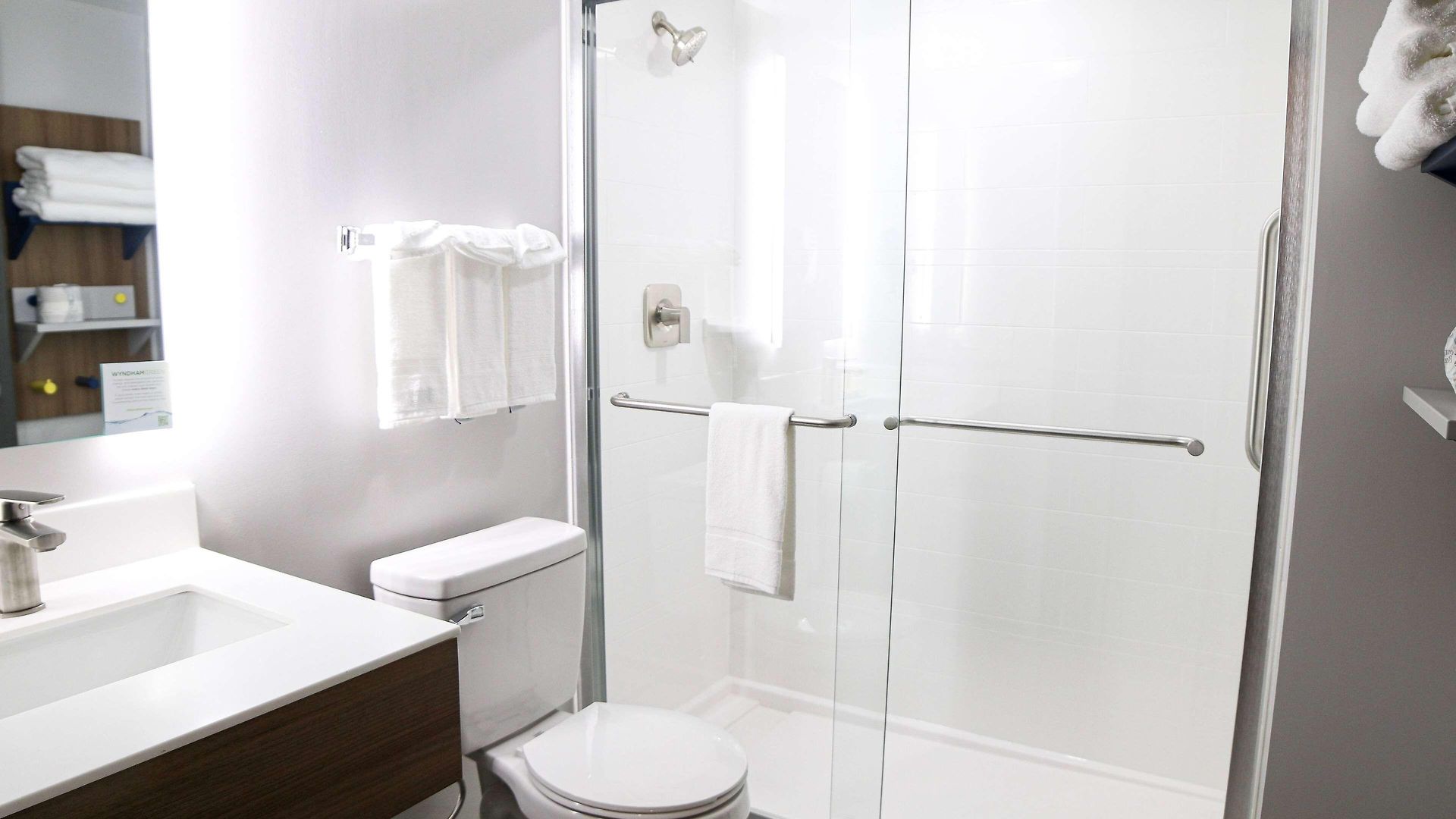 Hotel Microtel & By Wyndham Charlotte/northlake 2*