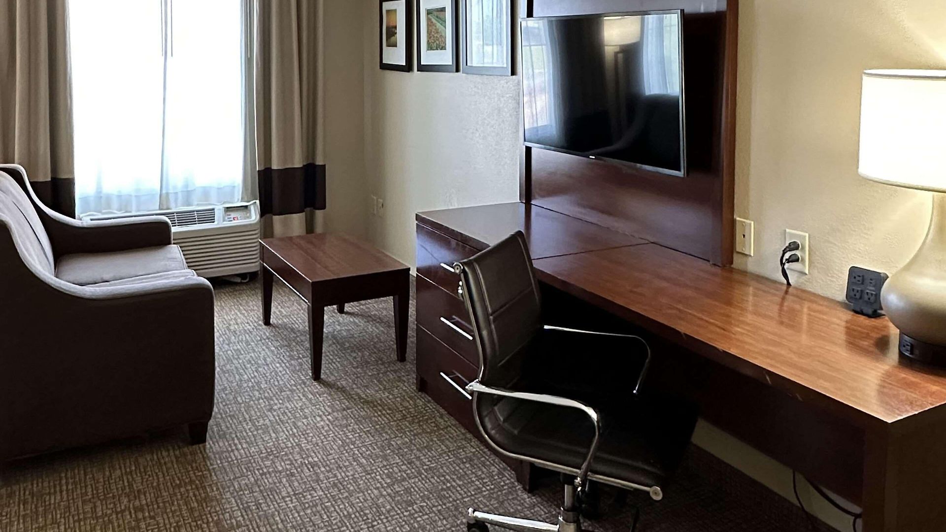 Hotel By Ihg 3*