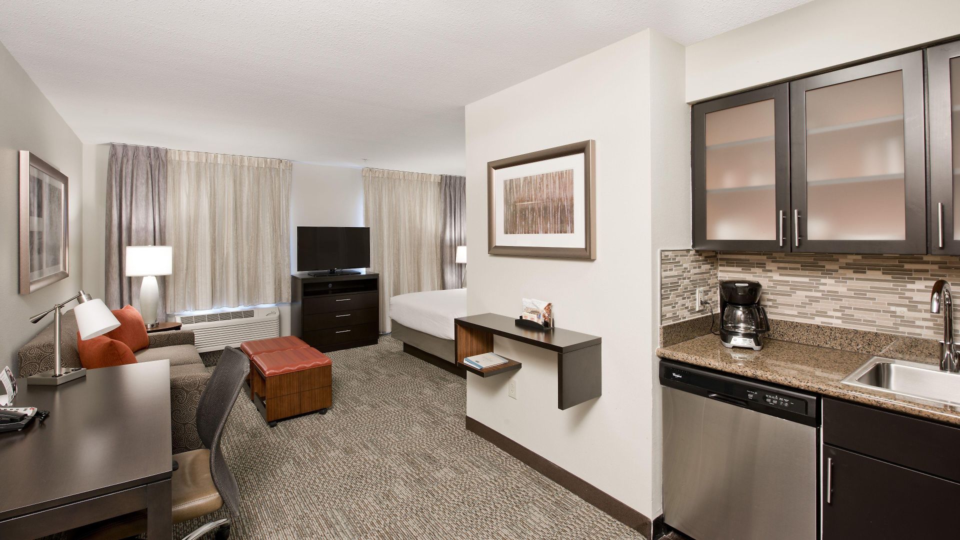Staybridge - Ballantyne By Ihg 3*