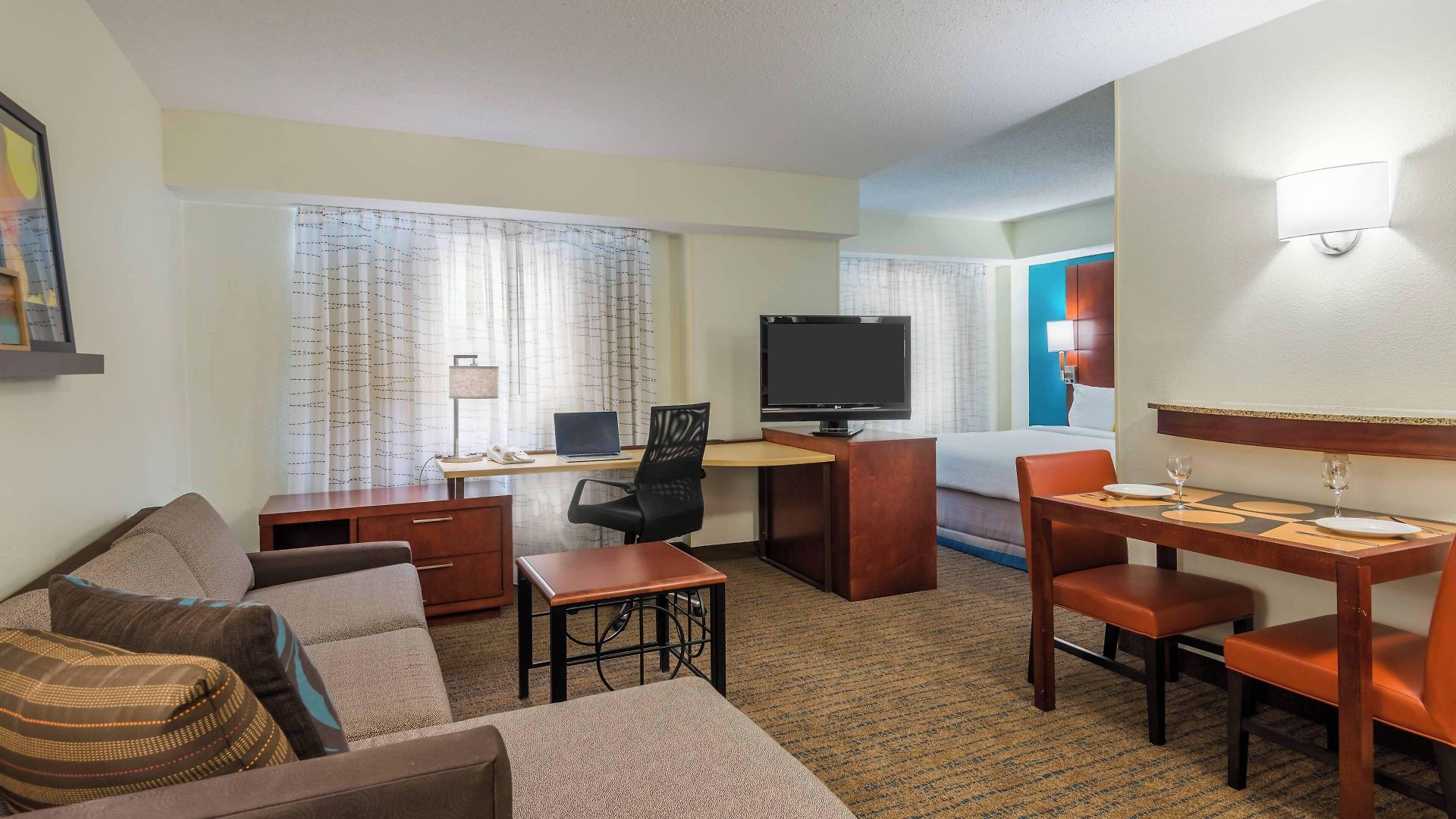 Southpark Hotel 3*