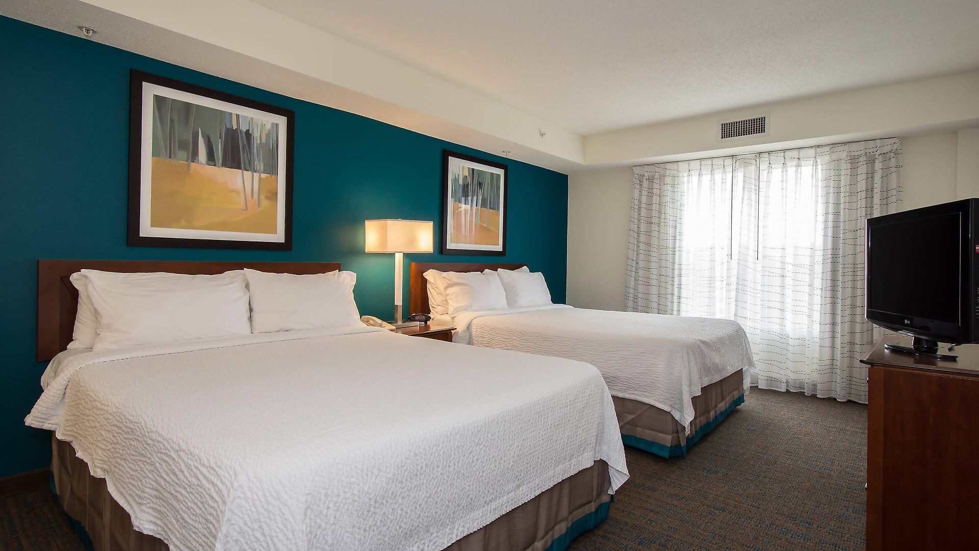 By Marriott Piper Glen Charlotte
