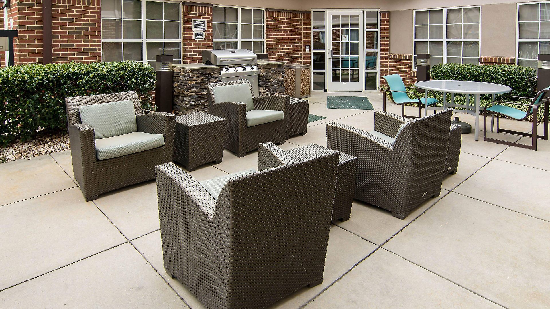By Marriott Piper Glen 3* Charlotte