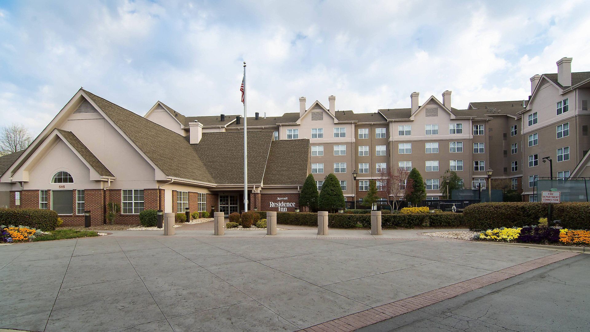 By Marriott Piper Glen 3*
