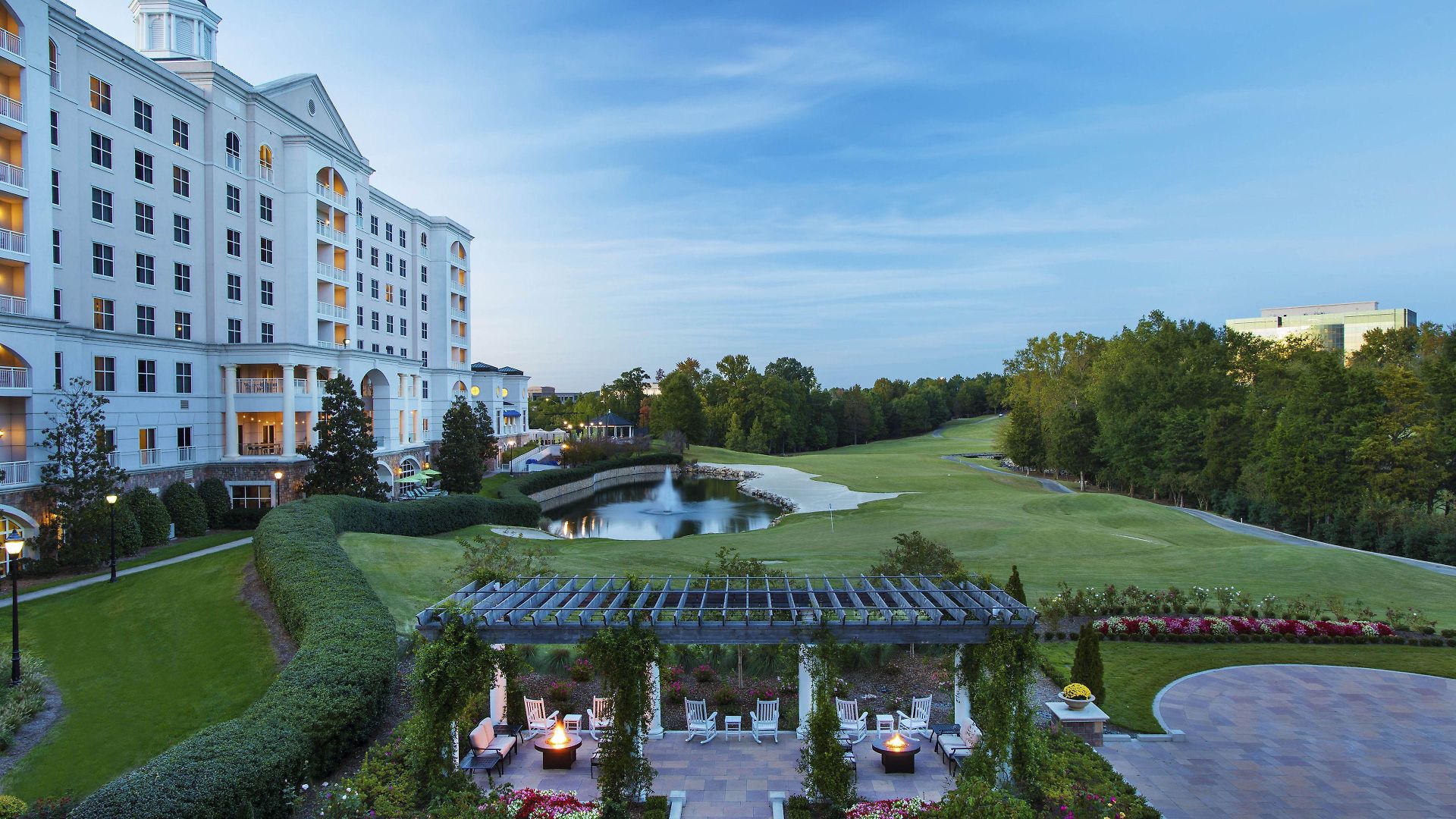 The Ballantyne, A Luxury Collection Hotel, 5*