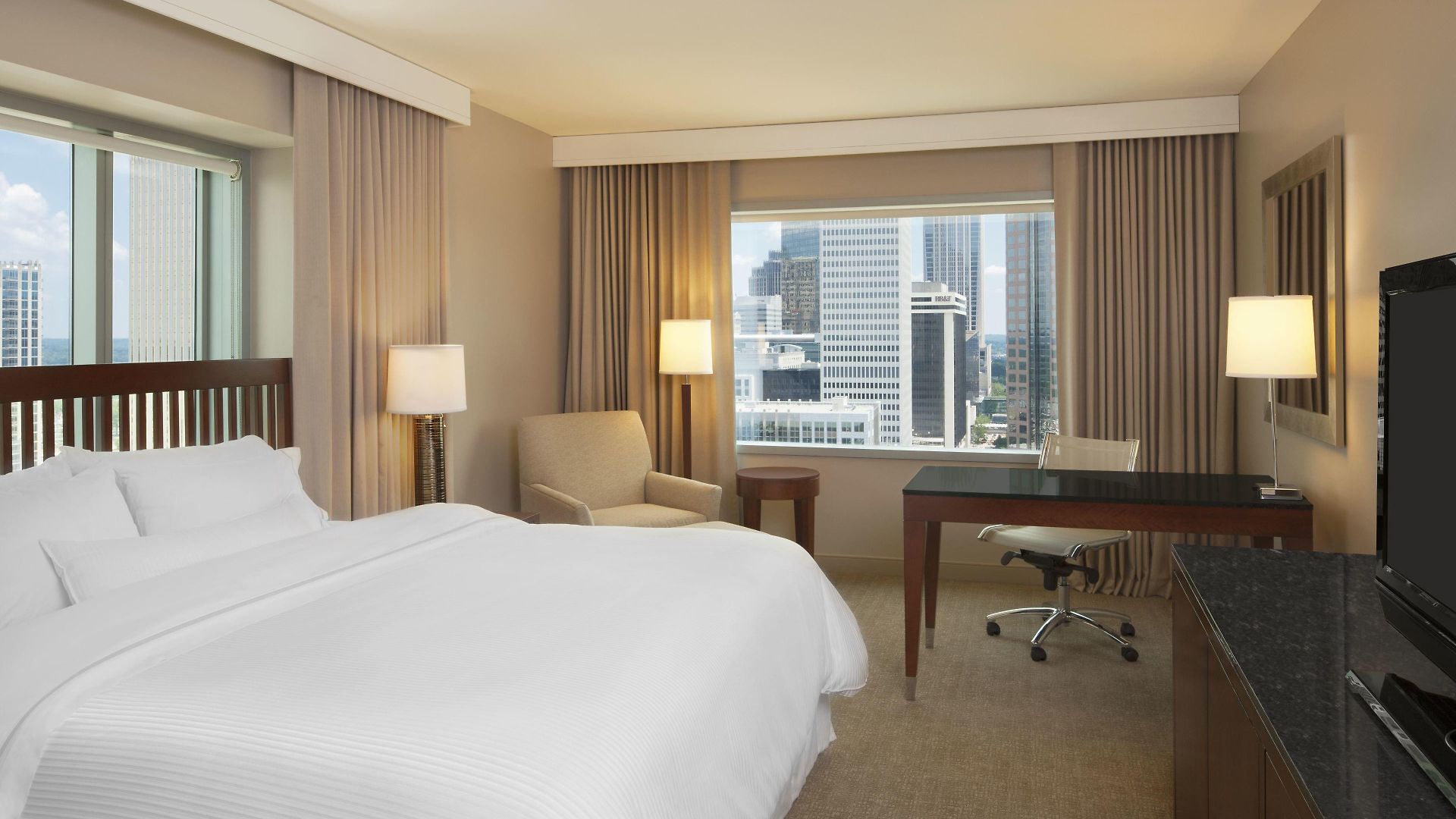 The Westin 4* Charlotte