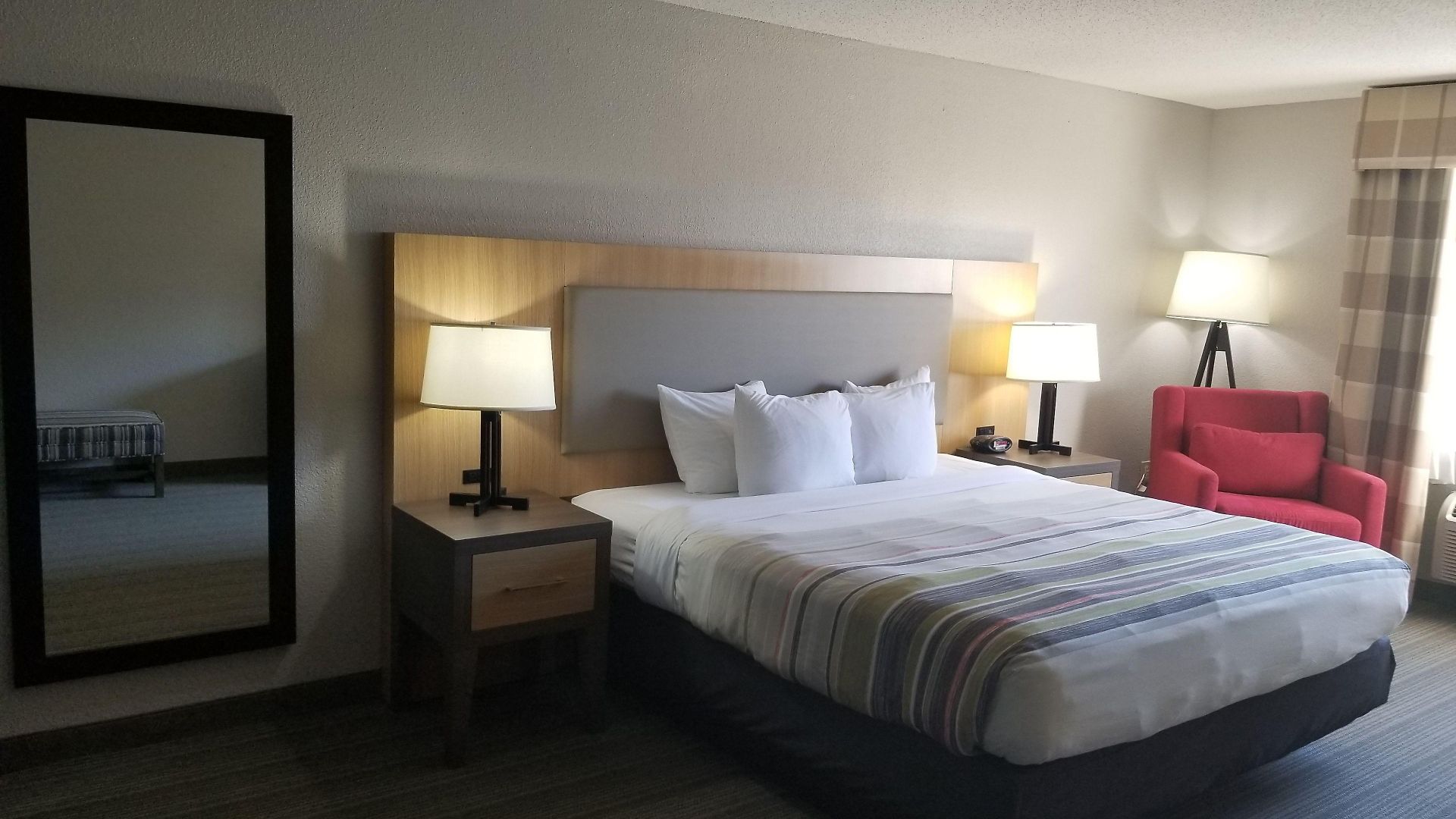 Country & By Radisson, Place, Nc Hotel 4*
