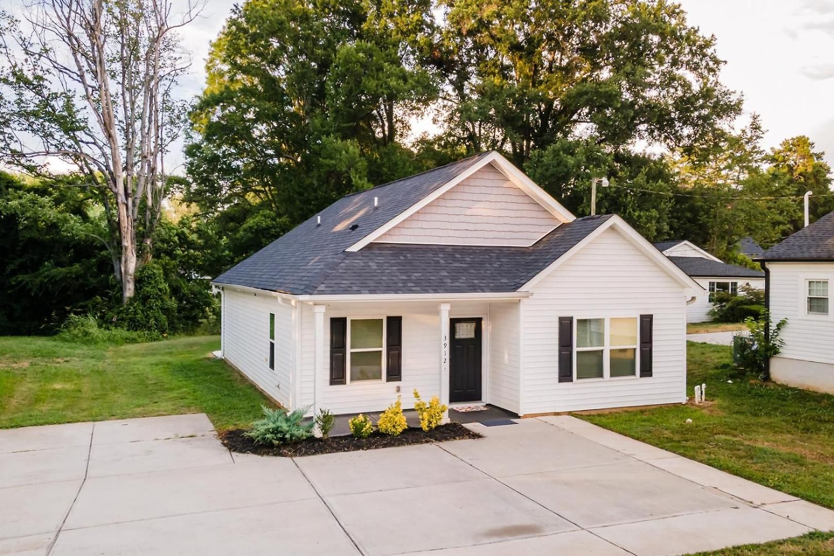Holiday home Uptown 3br | Grill + Fire Pit