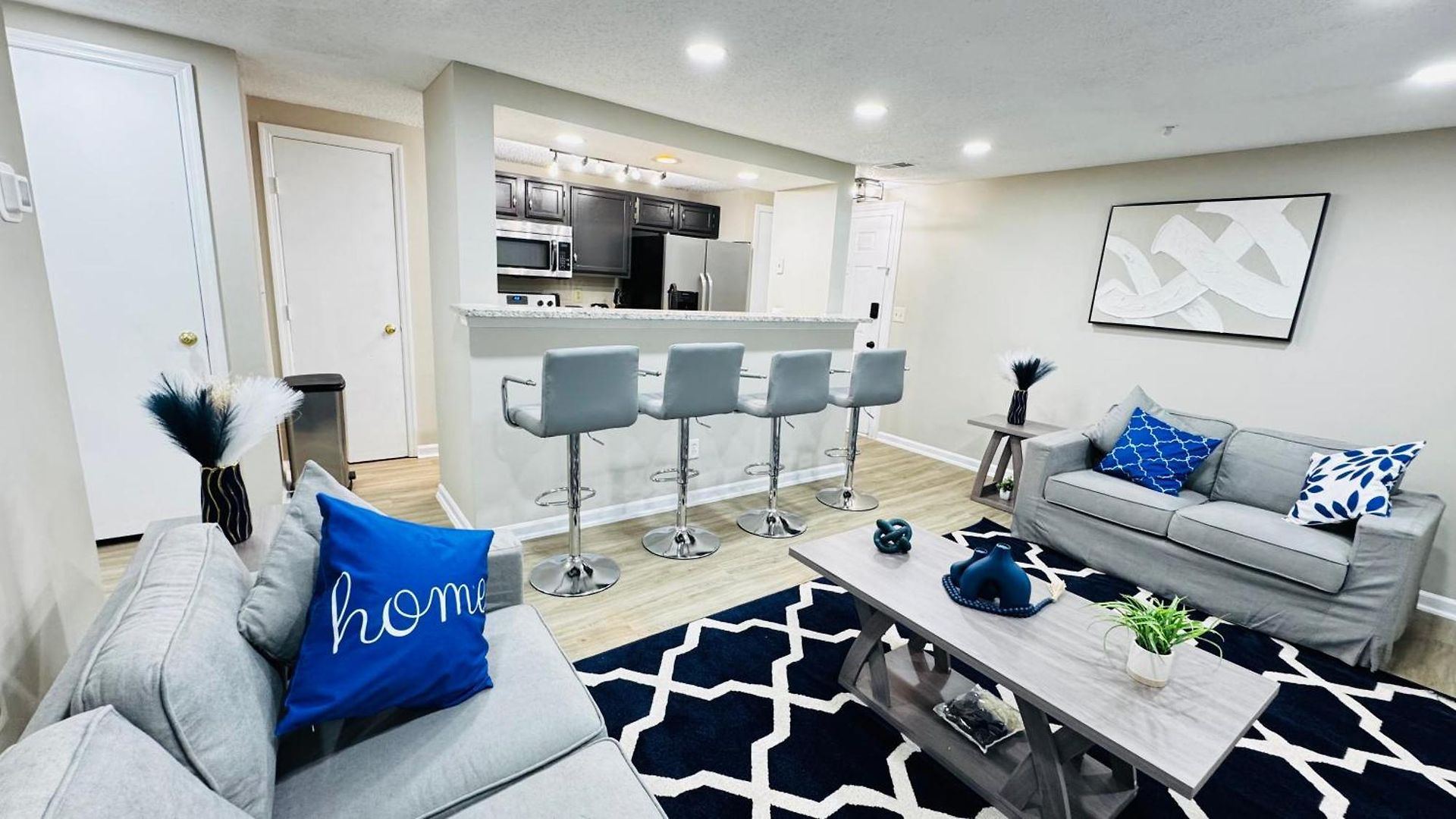 Comfort Escape, In With Shared Common Spaces