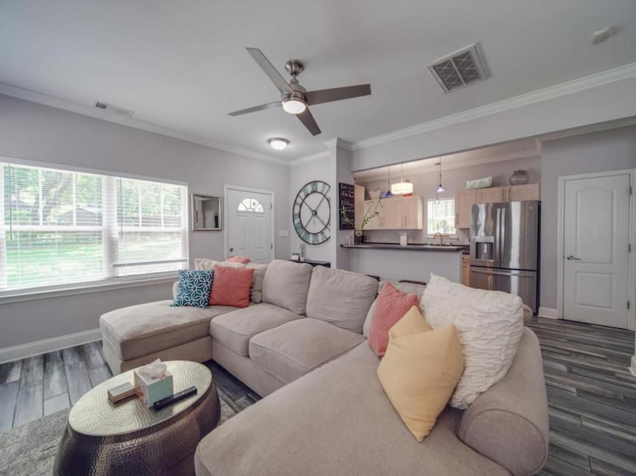 Holiday home Getaway Near Center Centrally Located In Clt