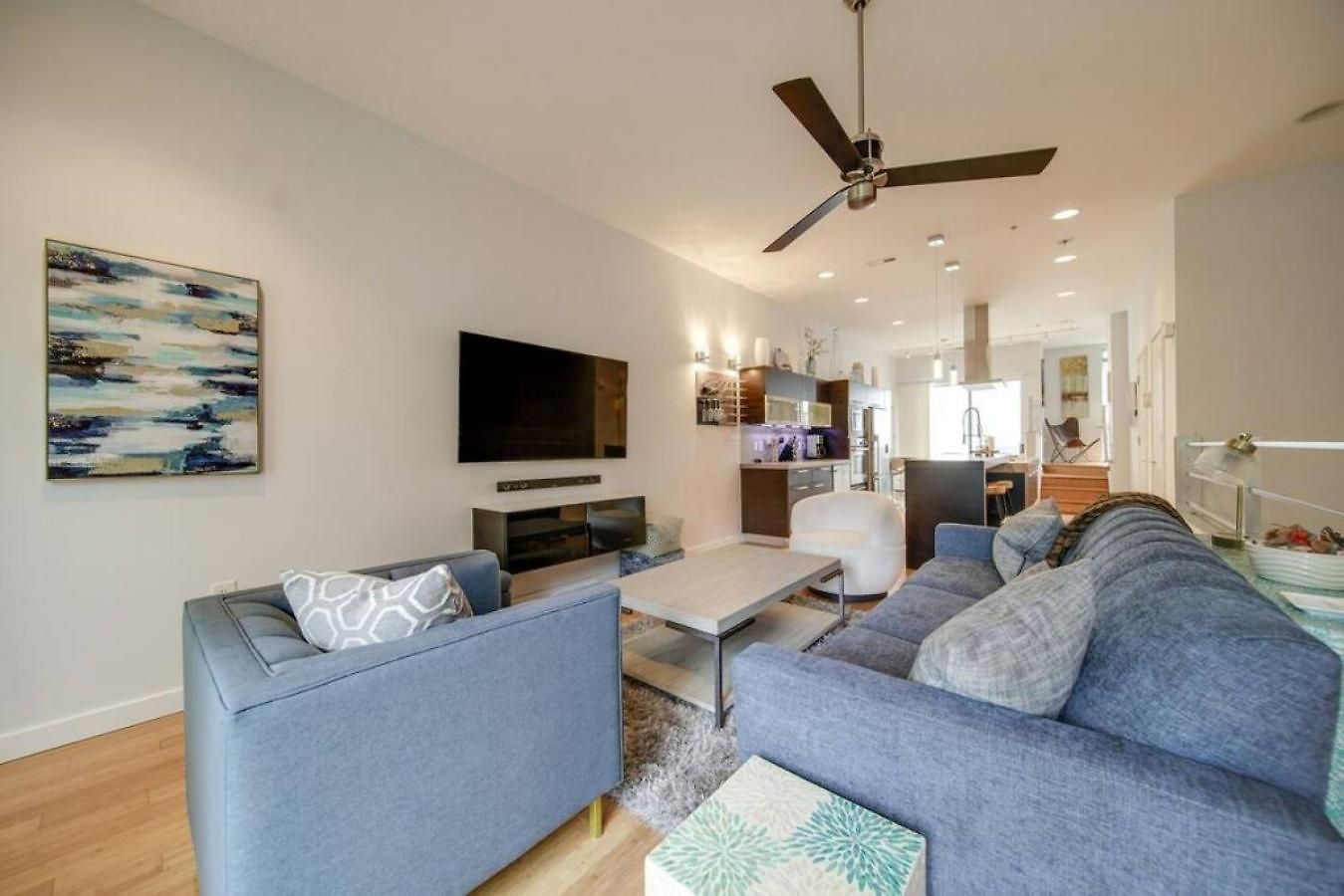 Holiday home Sophisticated 3-story In Wesley Heights