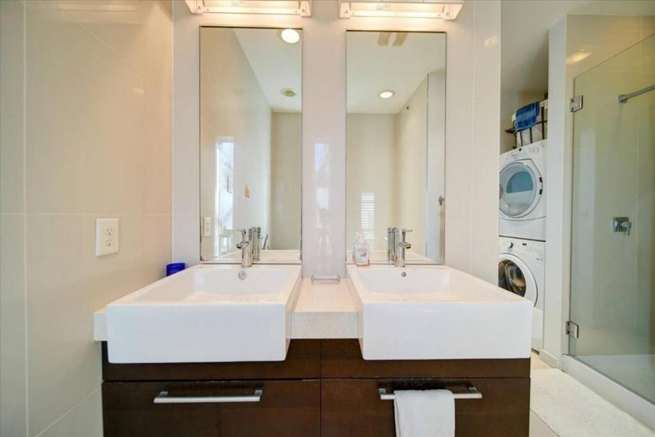 Modern 1br Stylish Near Uptown Clt Holiday home *