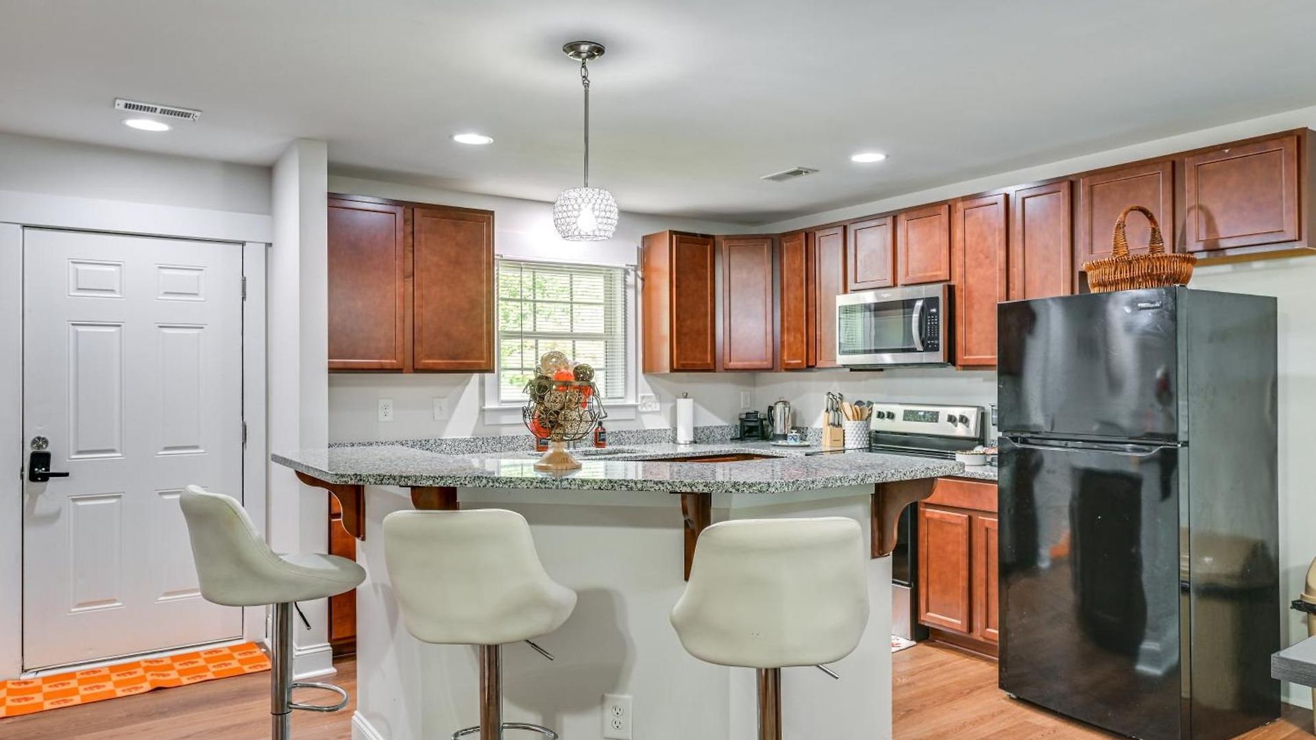 3bd House W/quiet Living, Access: 6mi To Dtwn Holiday home Charlotte