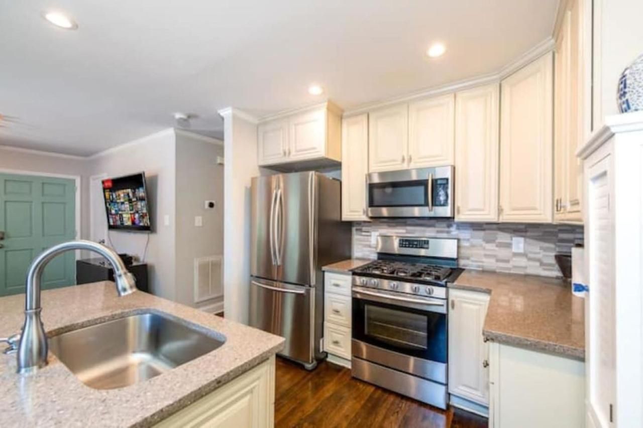 3br - South End - Oasis -firepit Holiday home