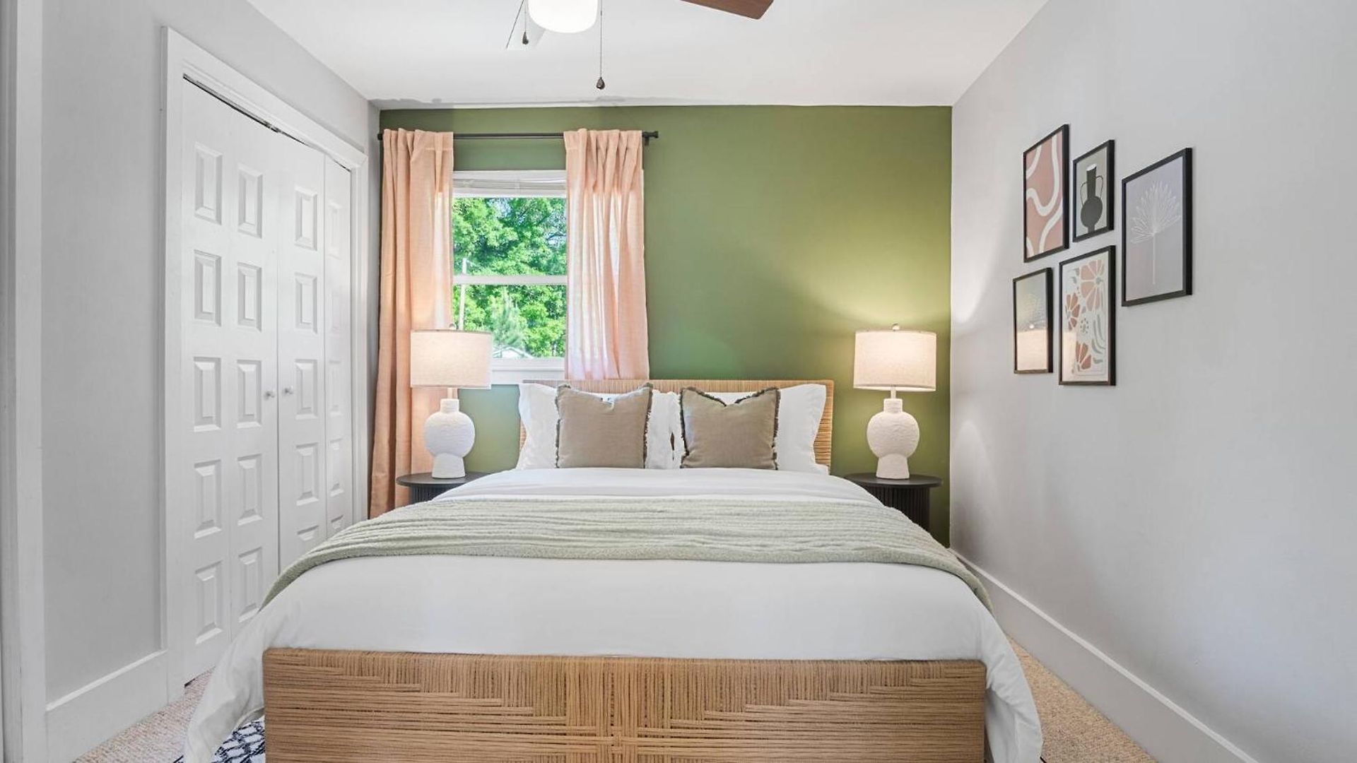 4bd Cozy Getaway | Eclectic, Central, Near Airport Holiday home