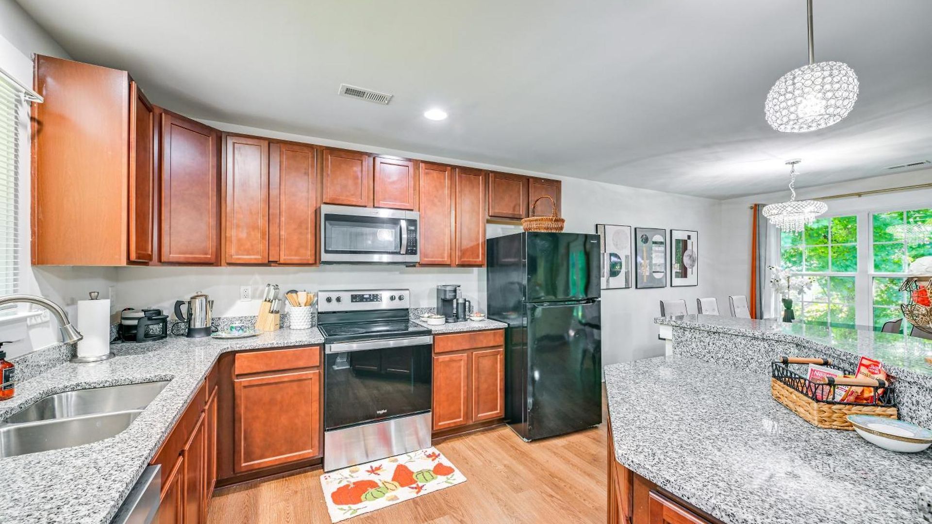 3bd House W/quiet Living, Access: 6mi To Dtwn Holiday home Charlotte