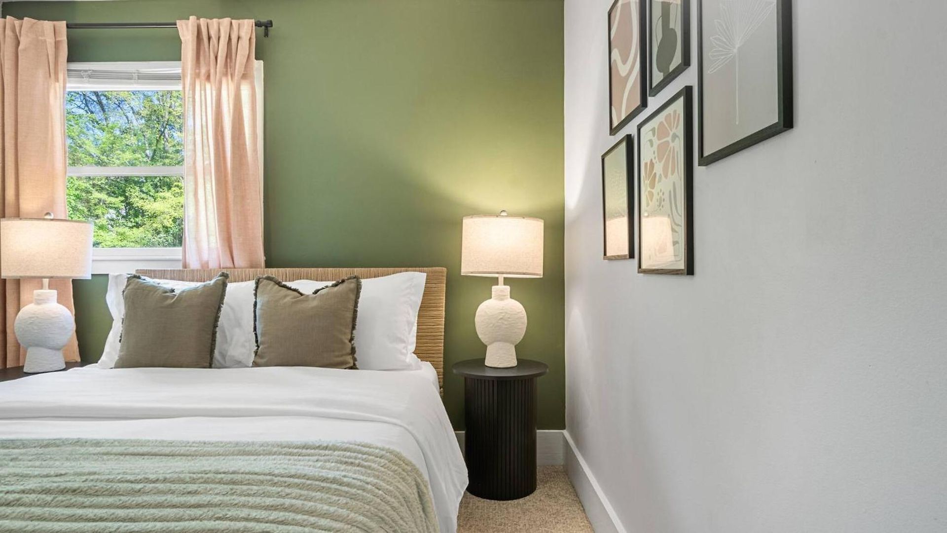 4bd Cozy Getaway | Eclectic, Central, Near Airport