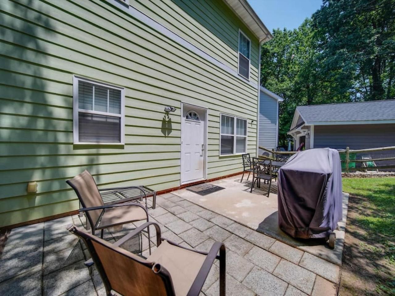 Getaway Near Center Centrally Located In Clt
