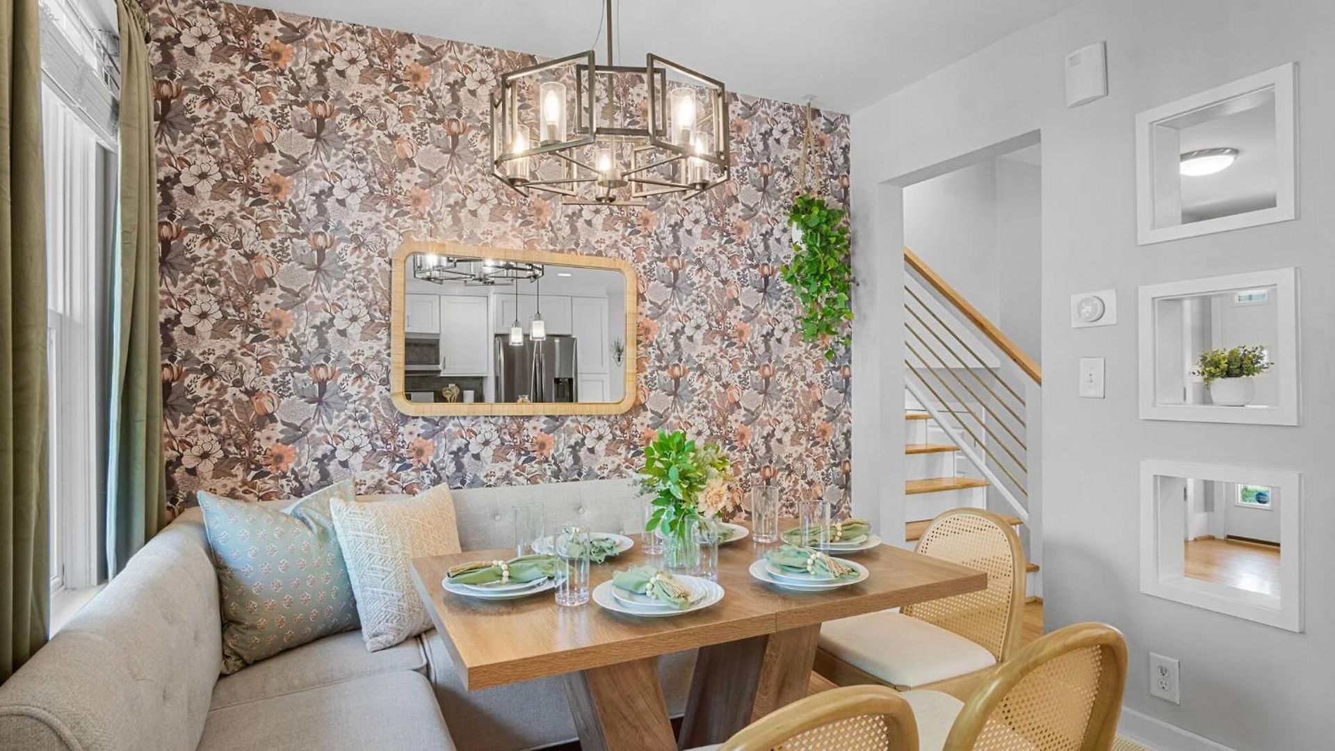 4bd Cozy Getaway | Eclectic, Central, Near Airport * Charlotte