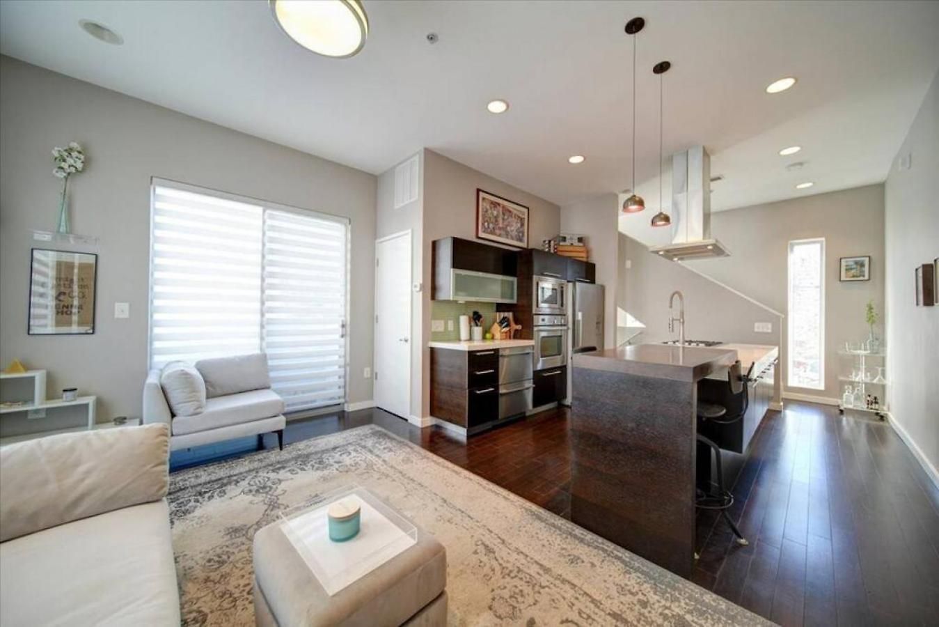 Modern 1br Stylish Near Uptown Clt Holiday home Charlotte