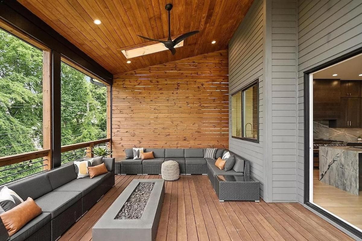 Maison Noda Uptown Skyline Views, Gym Sleeps 14 Villa