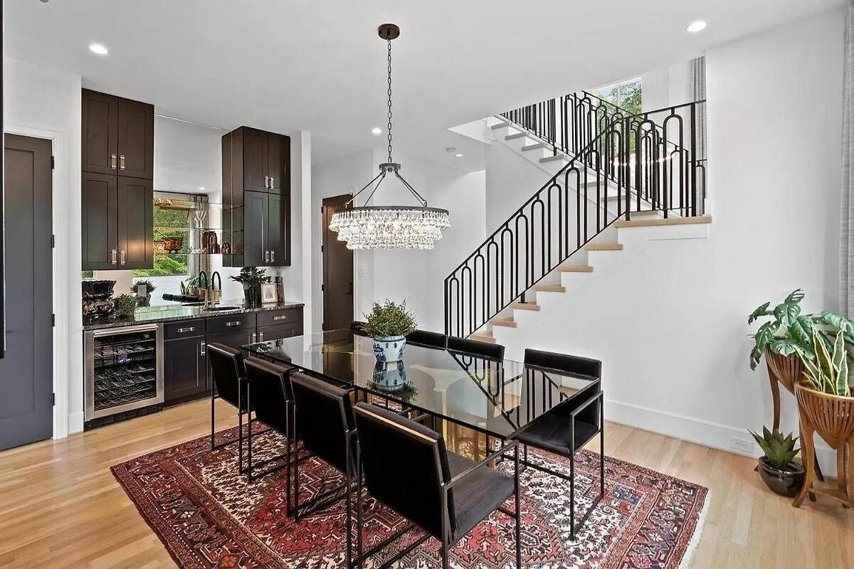 Maison Noda Uptown Skyline Views, Gym Sleeps 14