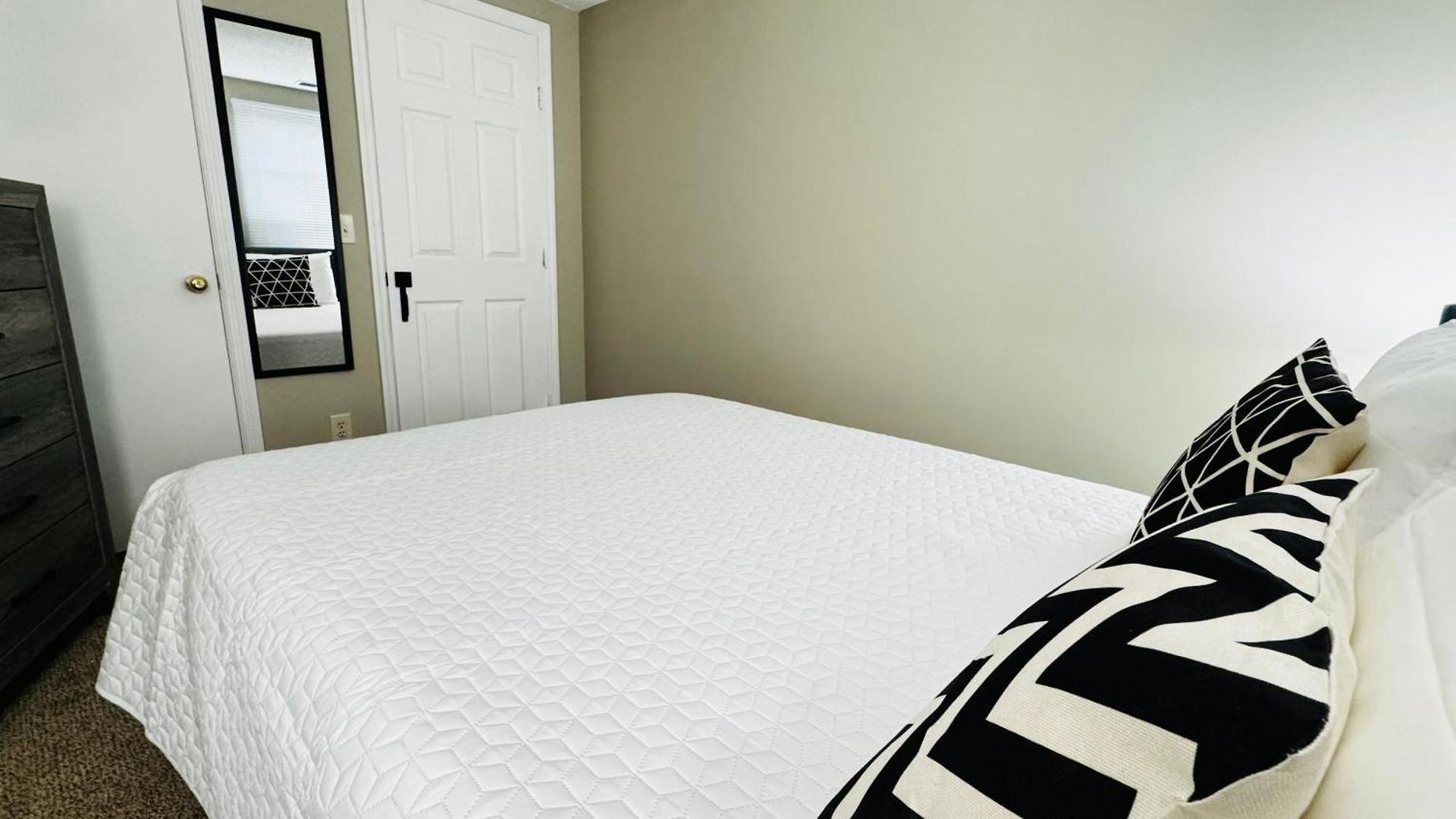 Comfort Escape, In With Shared Common Spaces