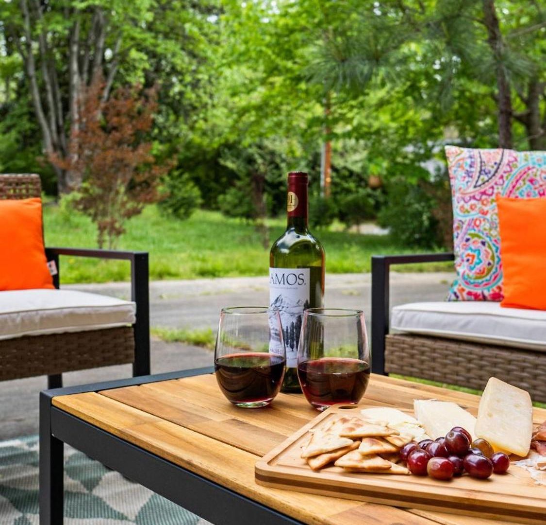 4bd Cozy Getaway | Eclectic, Central, Near Airport *