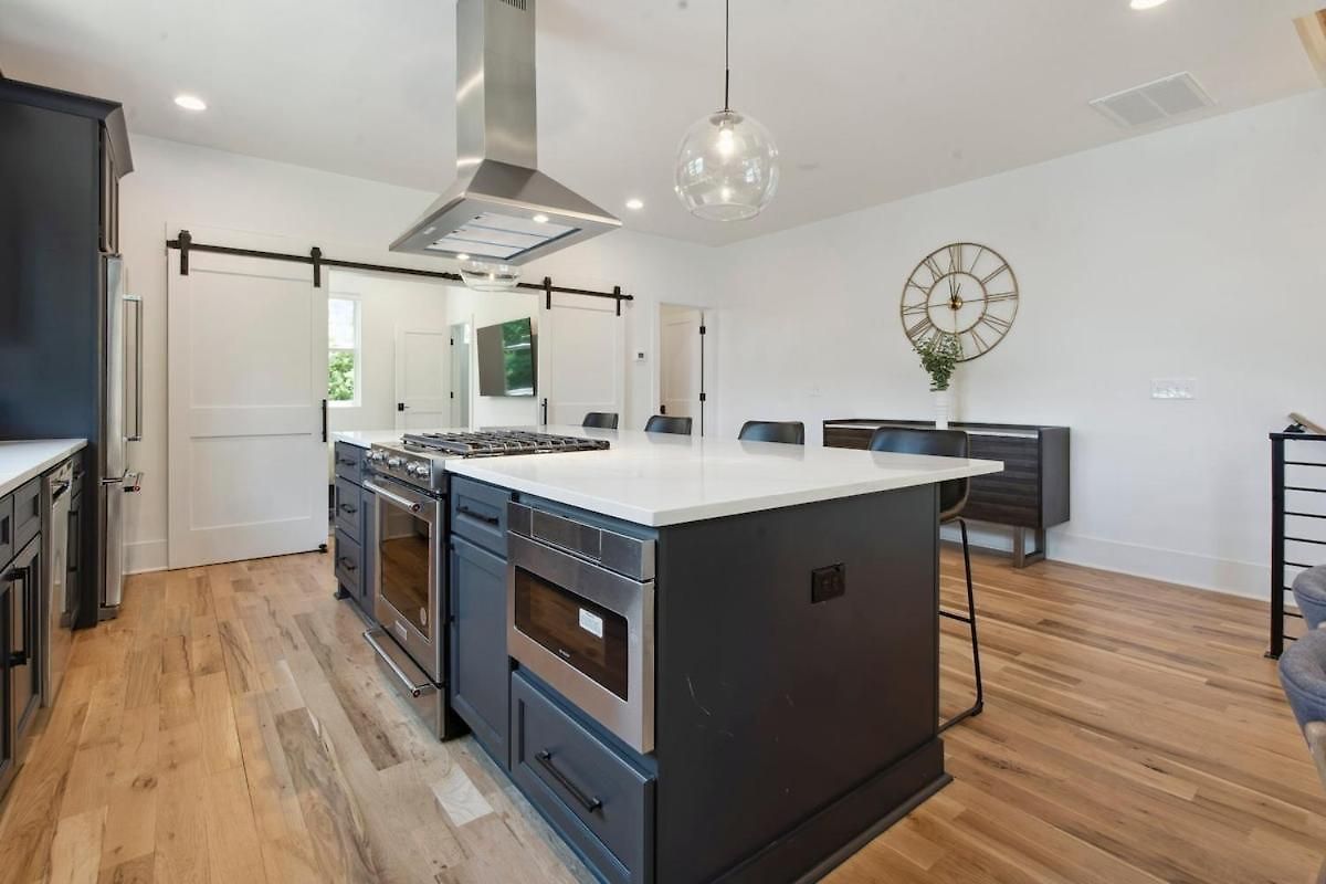 Luxury Build - King Beds - Minutes To Uptown Holiday home Charlotte