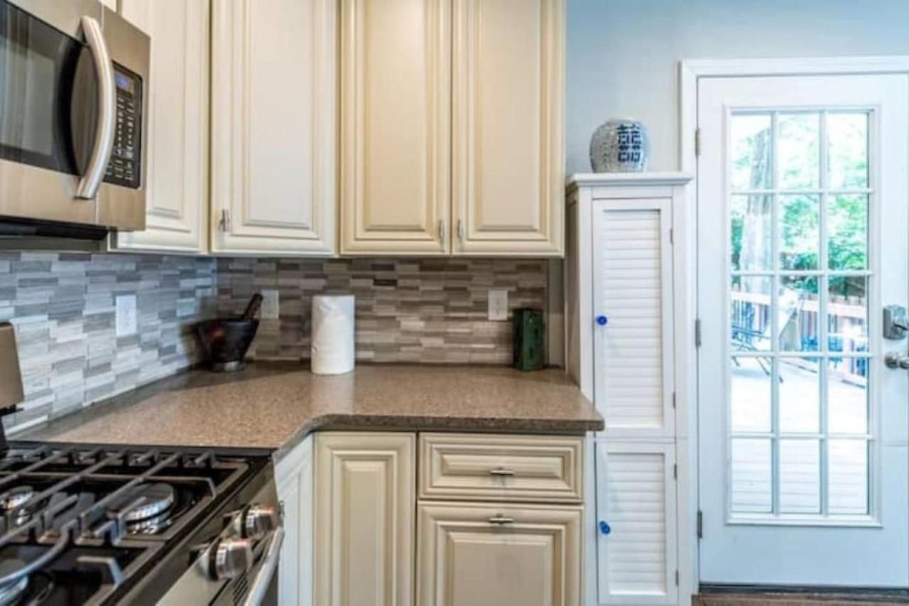 3br - South End - Oasis -firepit Holiday home *