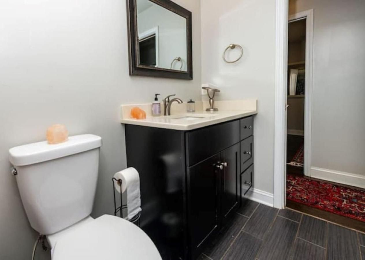 3br - South End - Oasis -firepit