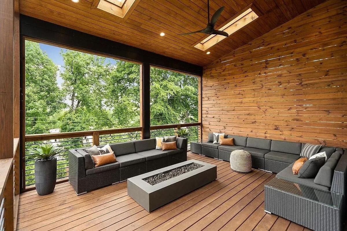 Maison Noda Uptown Skyline Views, Gym Sleeps 14