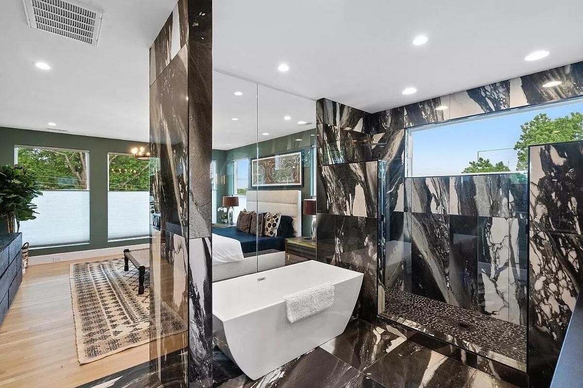 Maison Noda Uptown Skyline Views, Gym Sleeps 14 * Charlotte